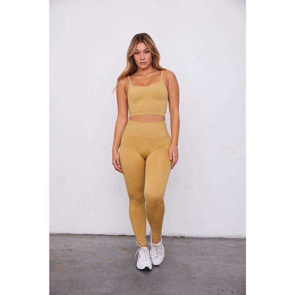 NWOT Set Active Sculptflex Leggings Cider Mustard Yellow Tan Size Medium